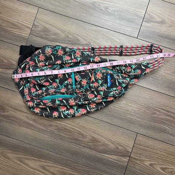 KAVU Original Rope Bag Sling Pack with Adjustable Rope Shoulder Strap Sparklers - Picture 3 of 11